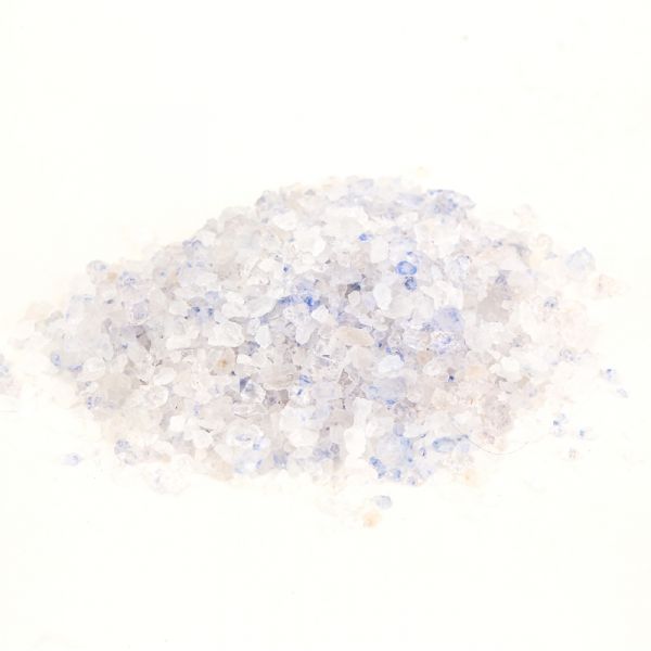 Blue salt crystals for grinder